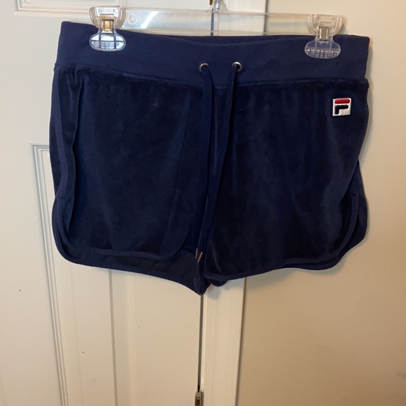 Fila Outfit - Picture 2 of 3